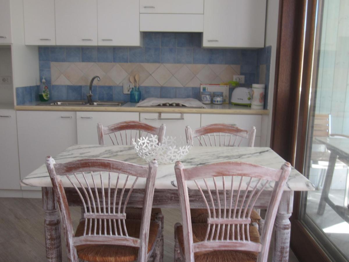 Apartmán Monolocale San Pantaleo Exteriér fotografie